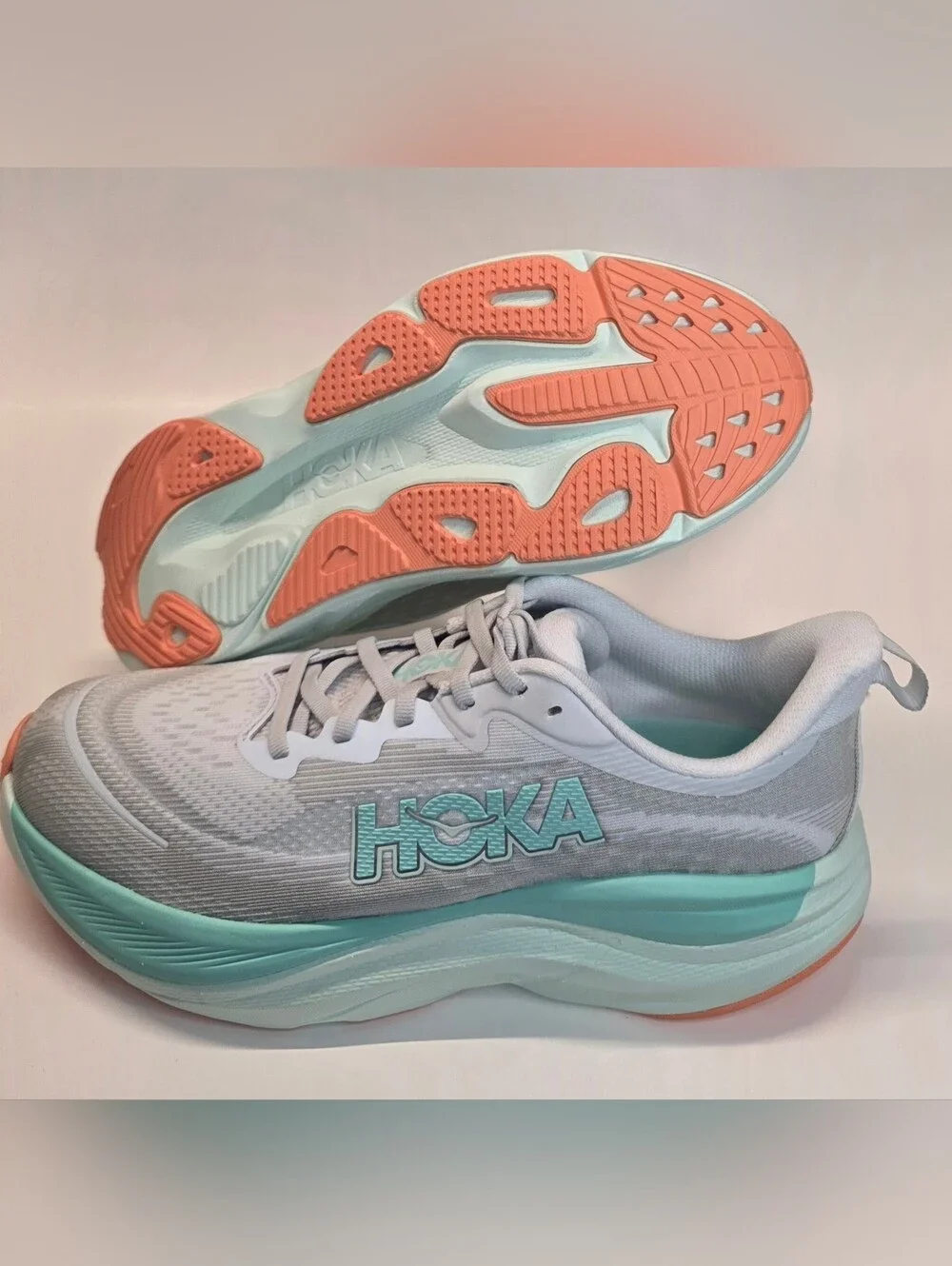 New Hoka One One Skyflow Running Shoes  Cosmic Grey Women’s Size 10B